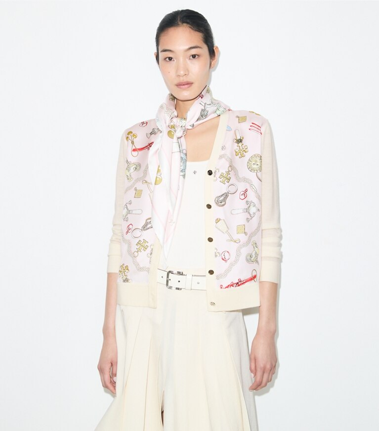 Tory Burch diseñador bufandas Pañuelo cuadrado de seda Rattles en Rattles Pink adicional en modelo