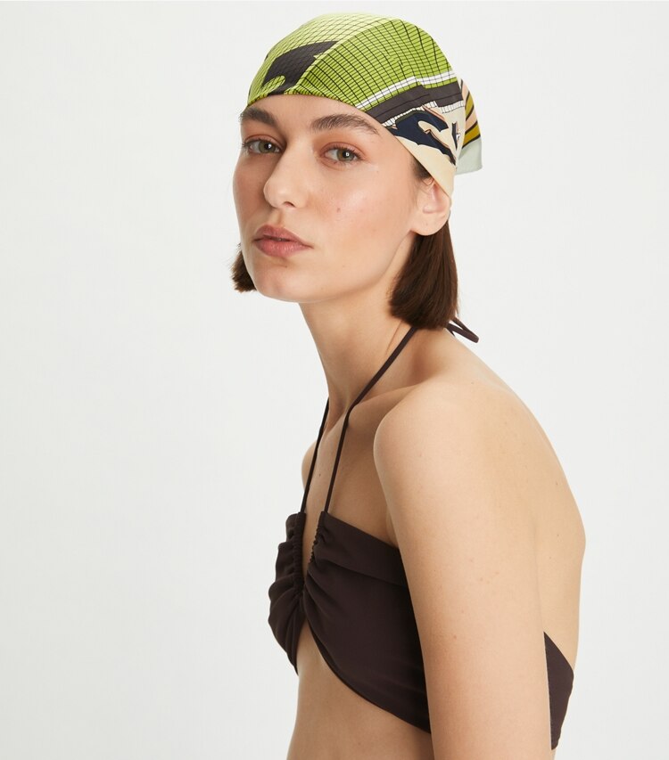 Tory Burch diseñador bufandas Pañuelo de seda Pelican en Nude accesorio en el modelo
