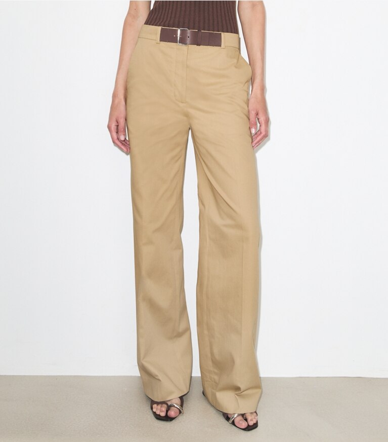 Tory Burch diseñador prendas inferiores Pantalón de algodón con cinturón en Khaki detalle en modelo