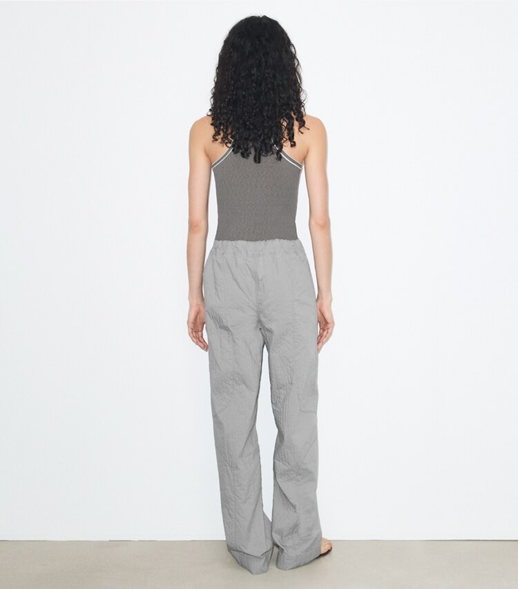 Tory Burch diseñador prendas inferiores Pantalón de algodón de pierna ancha en Gray parte posterior en modelo