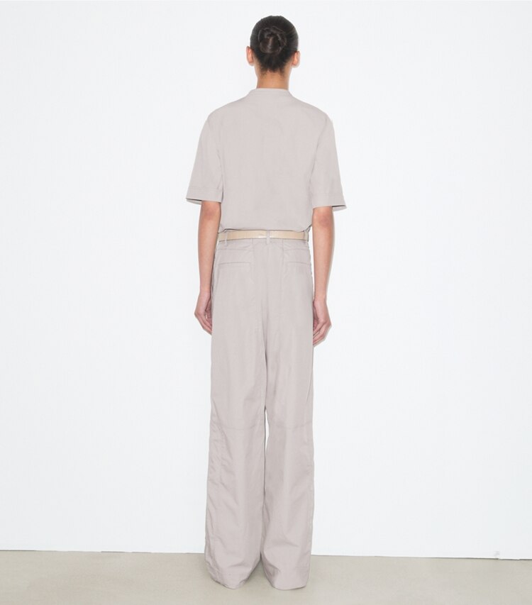 Tory Burch diseñador prendas inferiores Pantalón de algodón de pierna ancha en Gray parte posterior en modelo