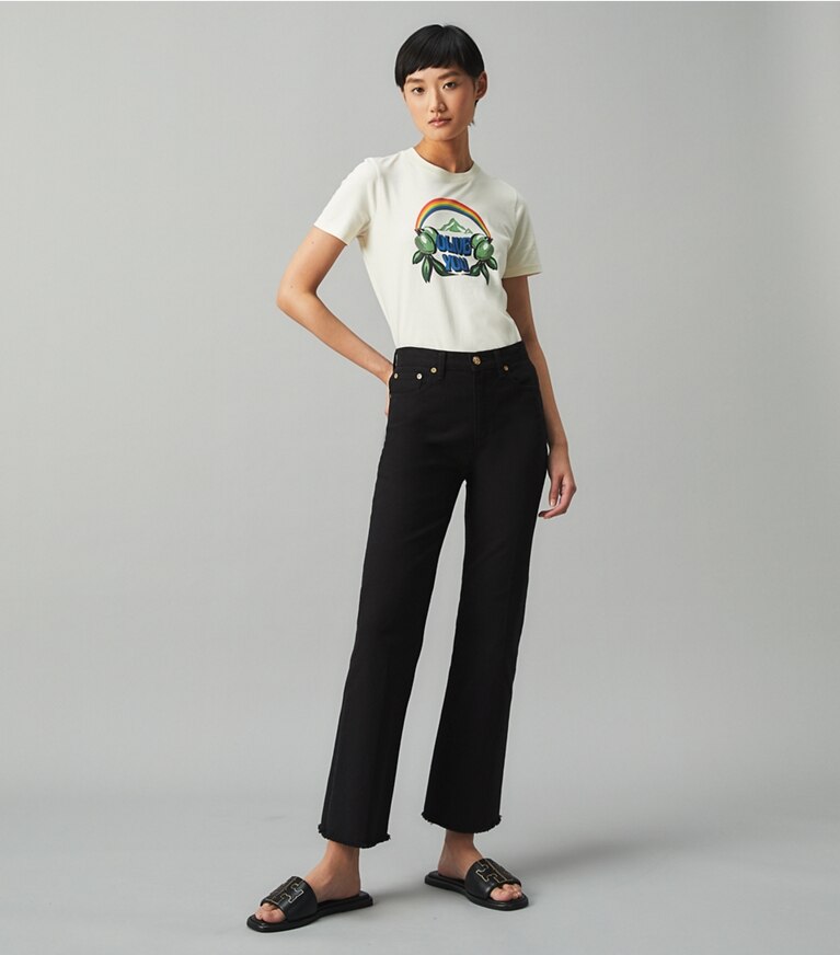 Tory Burch diseñador prendas inferiores Pantalón de denim boot-cut en Black frente en modelo