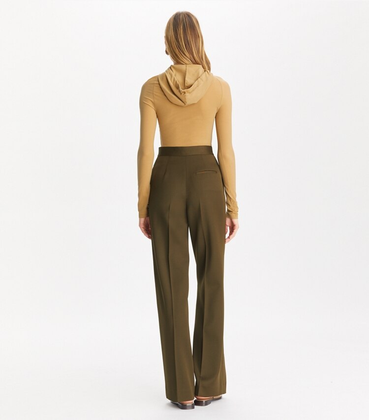 Tory Burch diseñador prendas inferiores Pantalón de lana de pierna ancha en Olive Green parte posterior en modelo