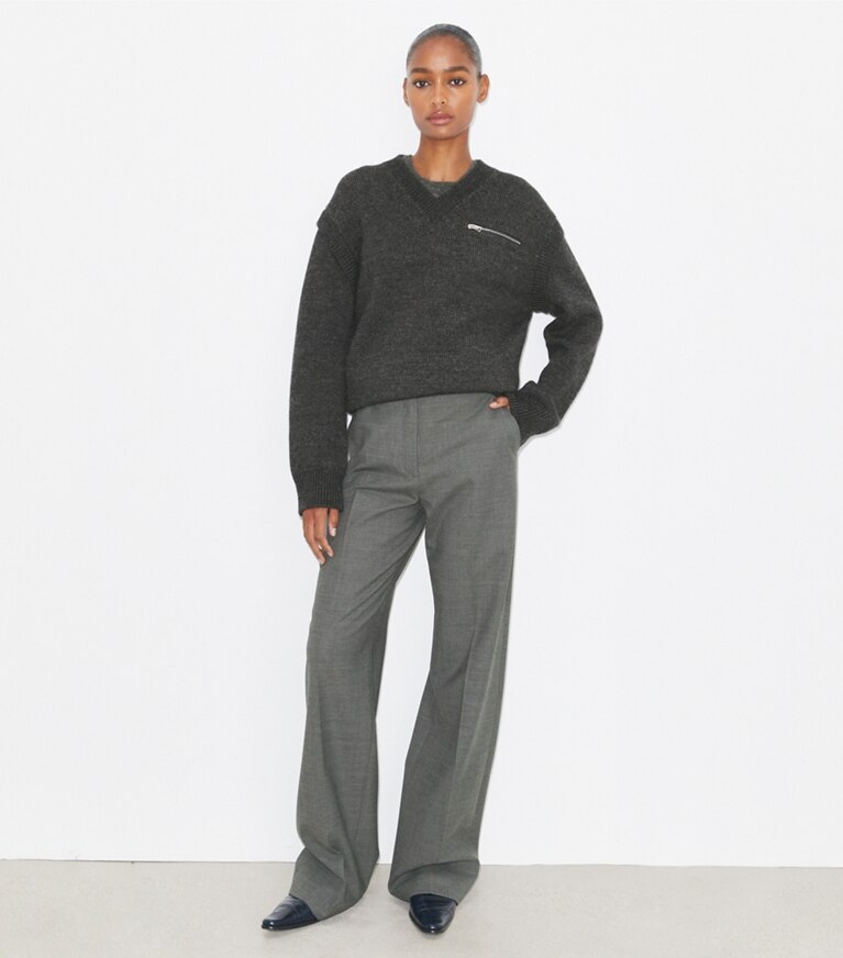 Tory Burch diseñador prendas inferiores Pantalón de lana en Dark Gray Melange frente en modelo