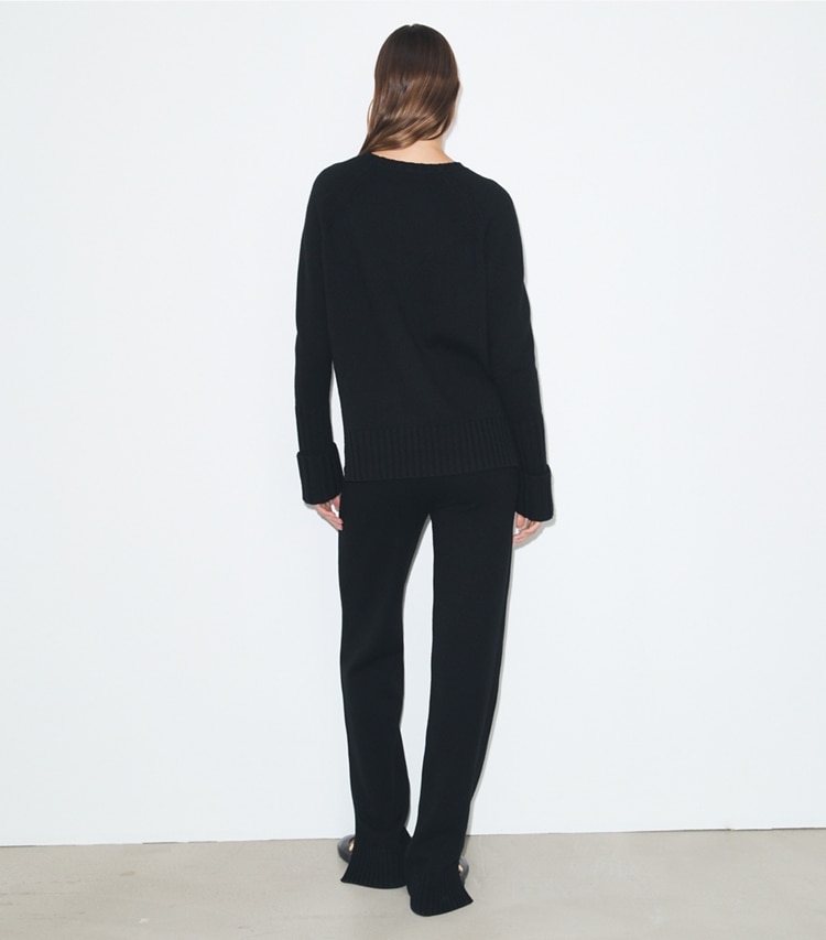 Tory Burch designer bas Pantalon décontracté en laine in BLACK on model back