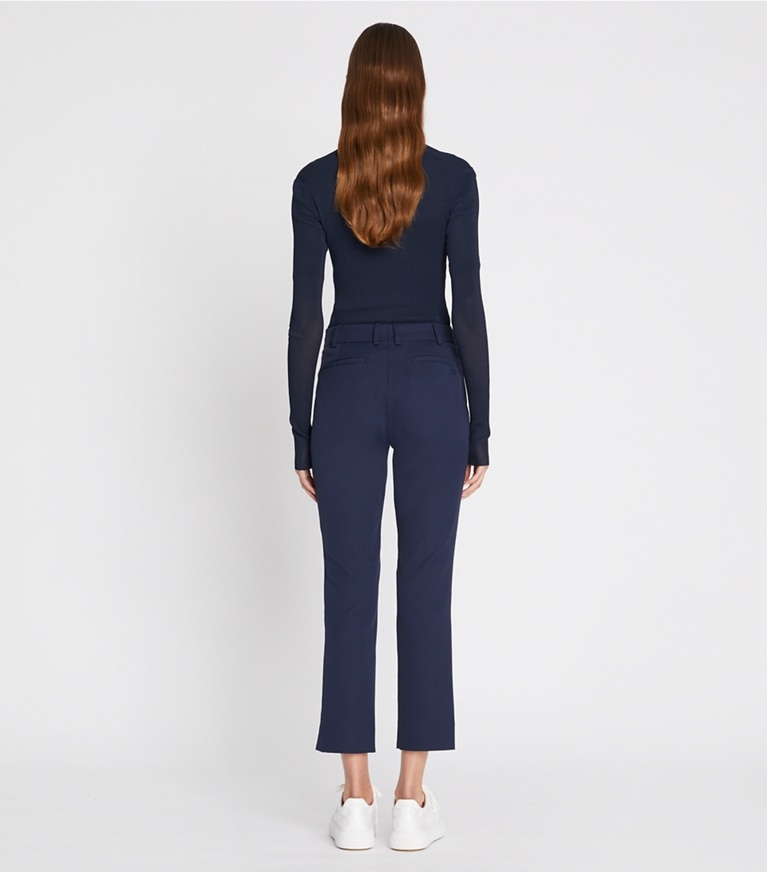 Tory Sport designer bas Pantalon de golf en sergé technique in Tory Navy front