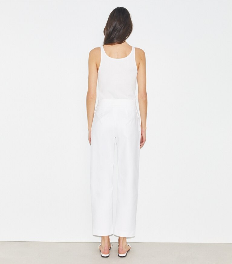 Tory Burch designer bas Pantalon en coton dans White sur modèle, de dos
