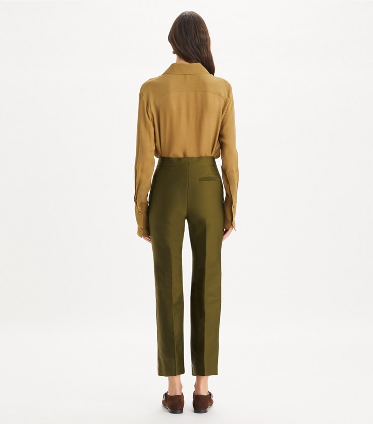 Tory Burch designer pantaloni Pantalone in twill in Dark Oliva on model back