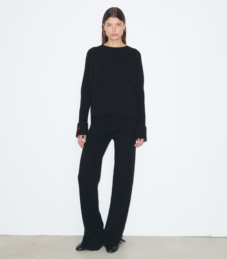 Tory Burch designer pantaloni Pantaloni in maglia di lana in BLACK parte anteriore su modella