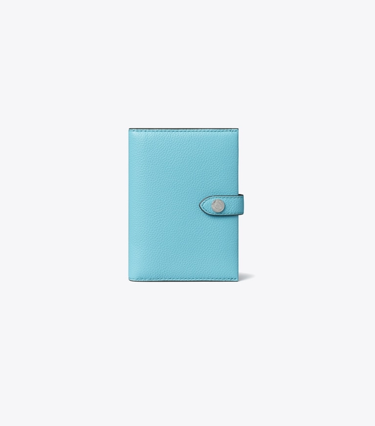 Tory Burch designer トラベルアクセサリー パスポートケース in Soft Turquoise angle