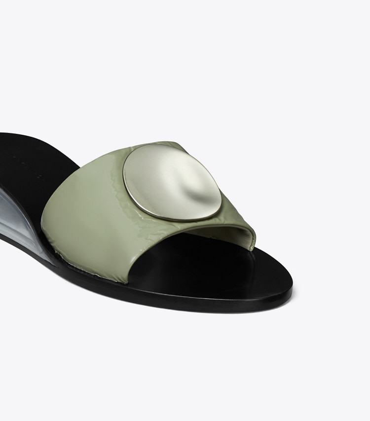 Tory Burch designer サンダル パトス ウェッジスライド in LIGHT JADE / SILVER ディテール
