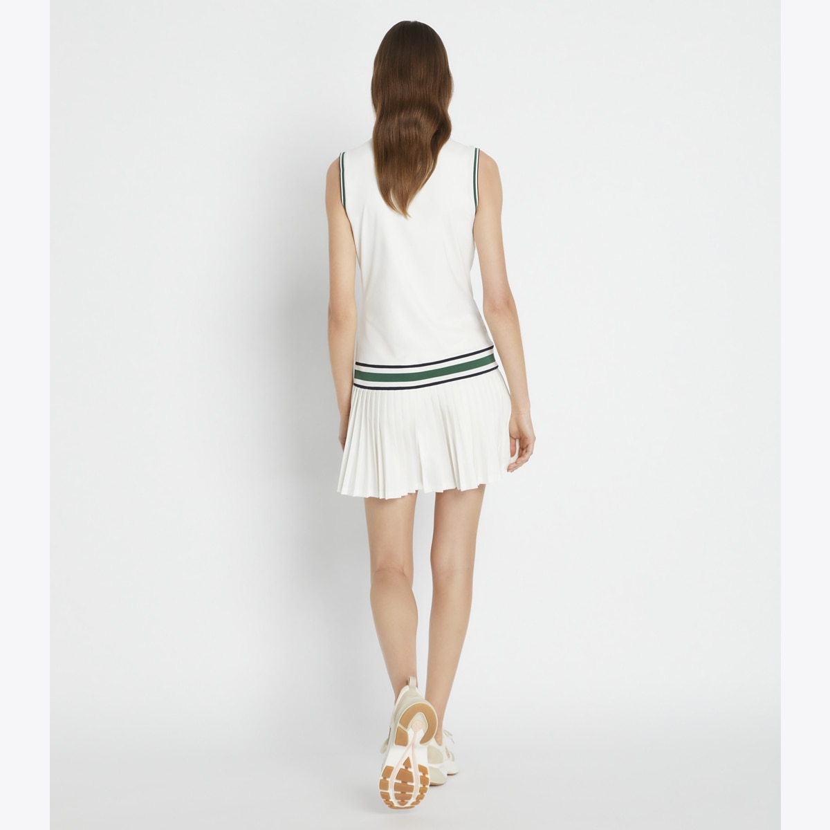 ★SCULPTOR★ Shirring Tennis Dress Dirty White SC25S271WH Performance Jersey V-Neck Tennis Dress: Women's Designer