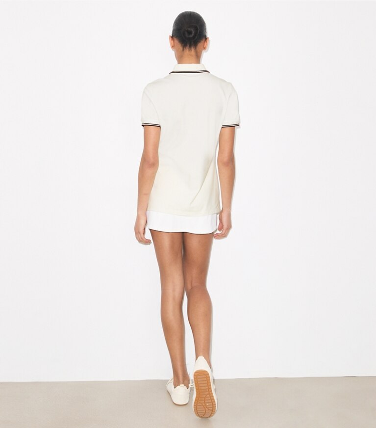 Tory Sport designer トップス パフォーマンス ピケ ハート ポロシャツ in Snow White / Dark Merlot on model back