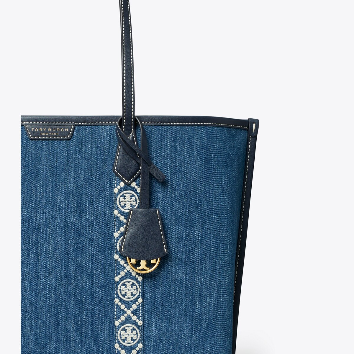 【送料&関税込】Tory Burch Perry Tote Bag 25740596_55780959_600.jpg
