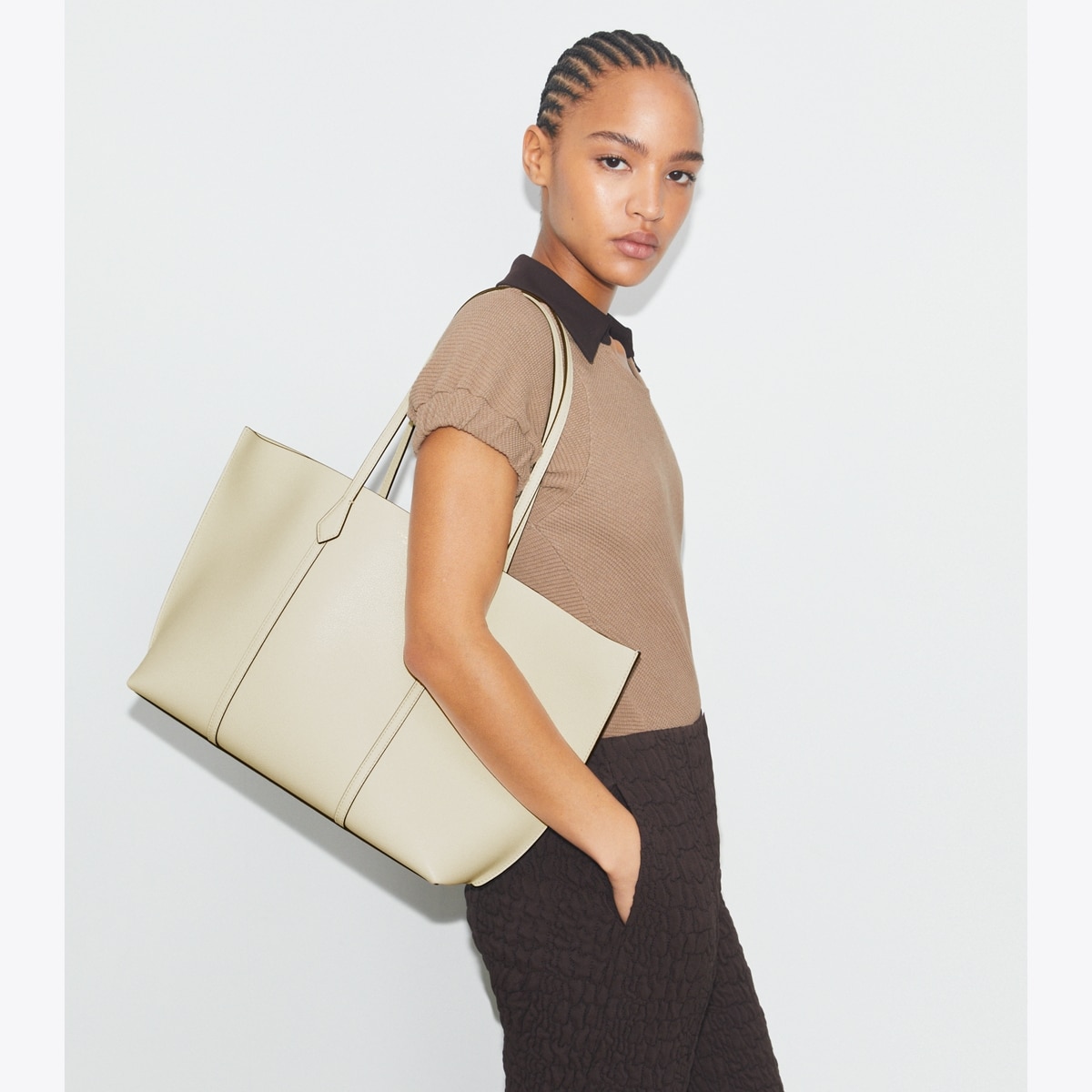 Tory Burch☆Perry レザー ジャカード トートバッグ♪送料込 perry-tote-detail.