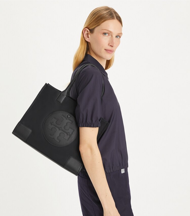 Tory Burch designer cabas Petit cabas Ella in Black accessory on model