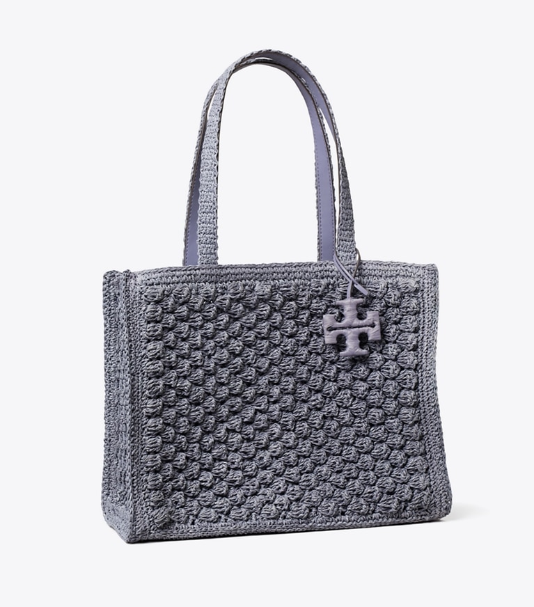 Tory Burch designer cabas Petit cabas Ella Popcorn crocheté  à la main in Gray angle