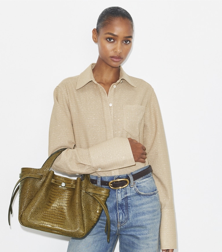 Tory Burch designer sac à main Petit cabas Romy en cuir embossé effet croco in Shroom angle