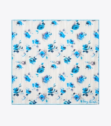 Tory Burch designer écharpes Petit foulard à motif roses bleues in Blue Roses Neckerchief Blue dessus