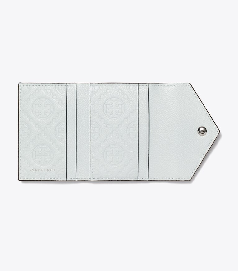 Tory Burch designer portefeuilles Petit portefeuille enveloppe en cuir grainé in Light Titanium angle