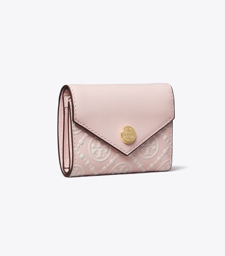 Tory Burch designer portefeuilles Petit portefeuille enveloppe T Monogram en cuir embossé contrastant in Powder Pink / New Cream angle