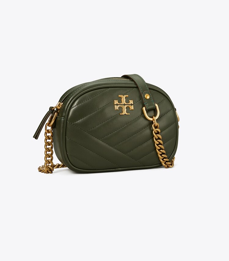 Tory Burch designer sacs à bandoulière Petit sac caméra Kira à chevrons in SYCAMORE / Rolled Gold angle