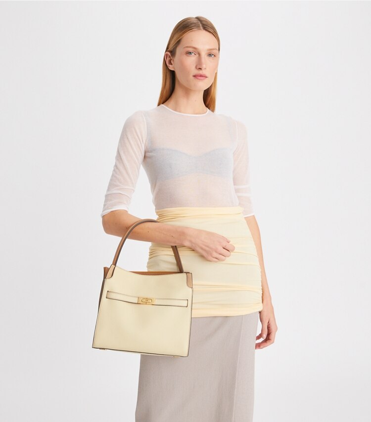 Tory Burch designer sac à main Petit sac double Lee Radziwill grainé dans New Moon accessoire sur le modèle