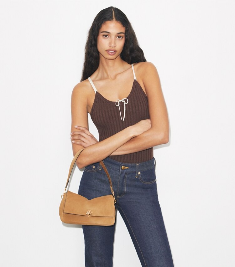 Tory Burch designer sacs porté épaule Petit sac porté épaule en daim Charlie in Toffee additional on model