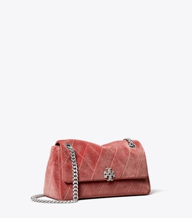 Tory Burch designer sacs porté épaule Petit sac porté épaule matelassé Charlie en velours avec pavé dans Dusty Pink angle