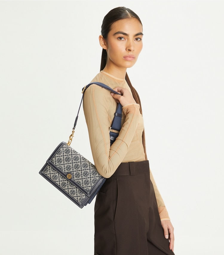Petit sac porté épaule T Monogram: Femme Sacs, Sacs Porté Épaule