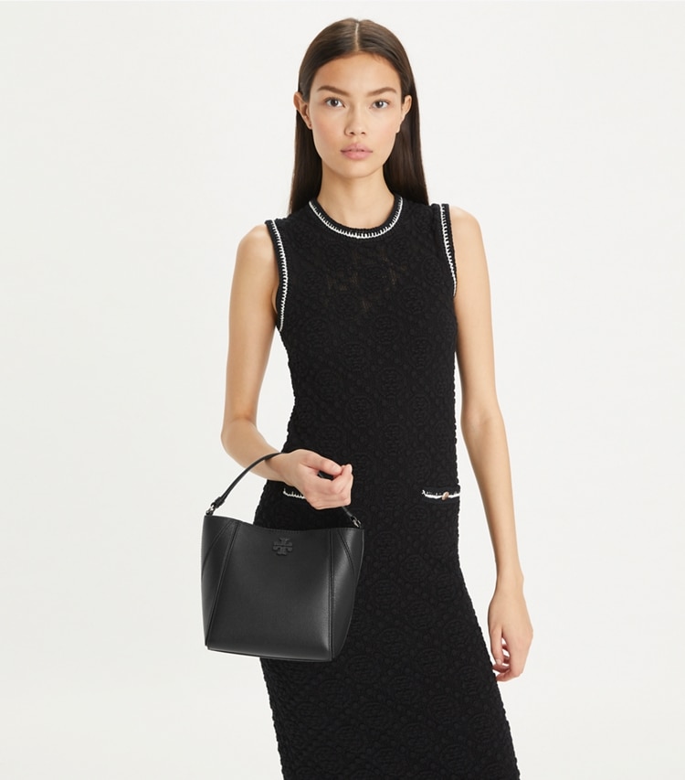Tory Burch designer sacs à bandoulière Petit sac seau McGraw dans Black accessoire sur le modèle