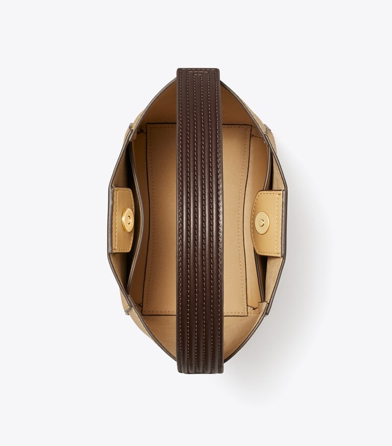 Tory Burch designer sacs à bandoulière Petit sac seau McGraw effet peau de serpent dans Sand Drift vue du dessus