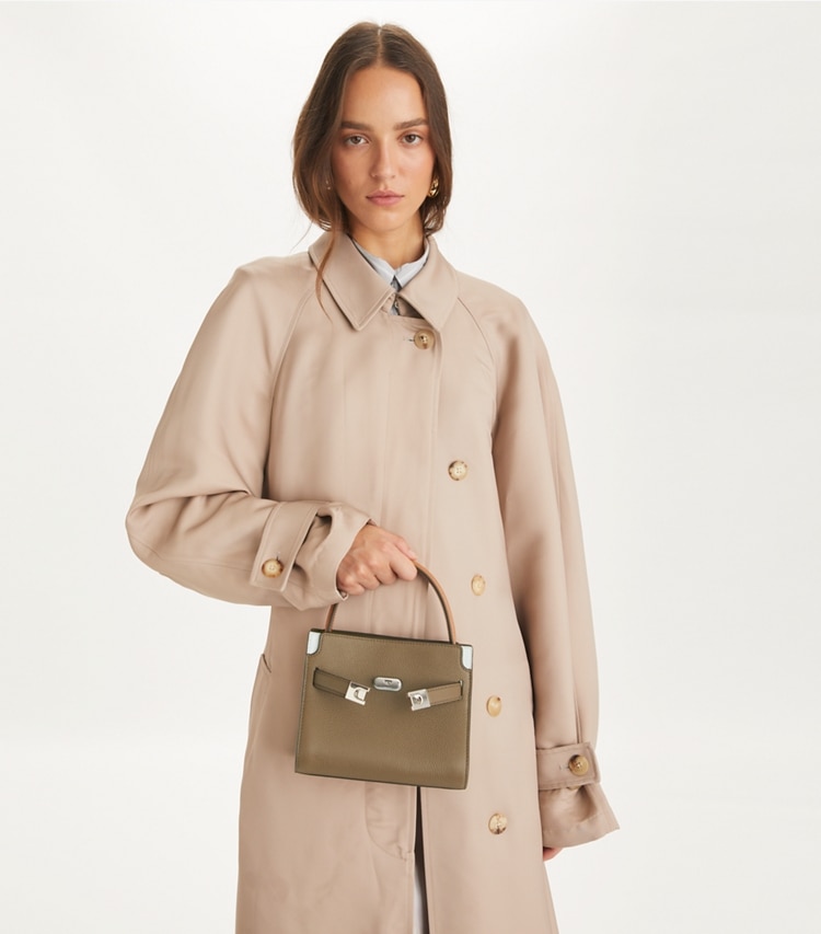 Tory Burch designer クロスボディバッグ リー ラジウィル カラーブロック ペブルド プチダブルバッグ in Wild Mushroom additional on model