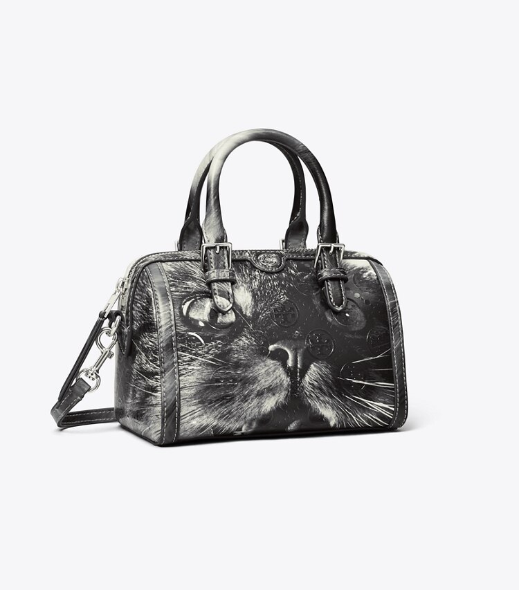 Tory Burch designer クロスボディバッグ Tモノグラム キャットプリント プチバレルバッグ in Gray CAT PORTRAIT angle