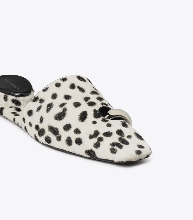Tory Burch designer flats Pierced Mule in Black / White detail