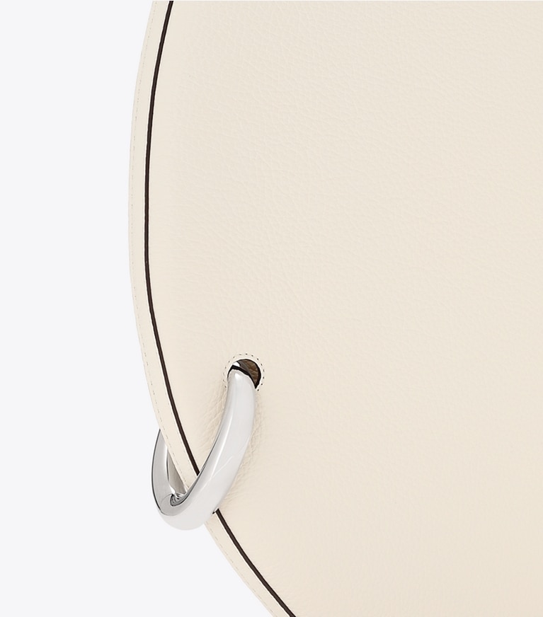 Tory Burch designer ショルダーバッグ ピアス ペブルド ハンドバッグ in Ivory angle