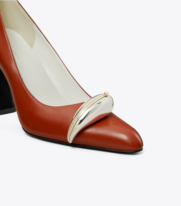 Tory Burch designer ヒール ピアス パンプス in SIENNA RED ディテール