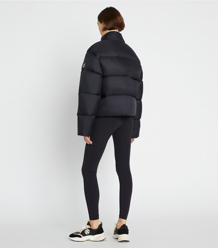 Tory Burch designer cappotti Piumino classico in Black on model back