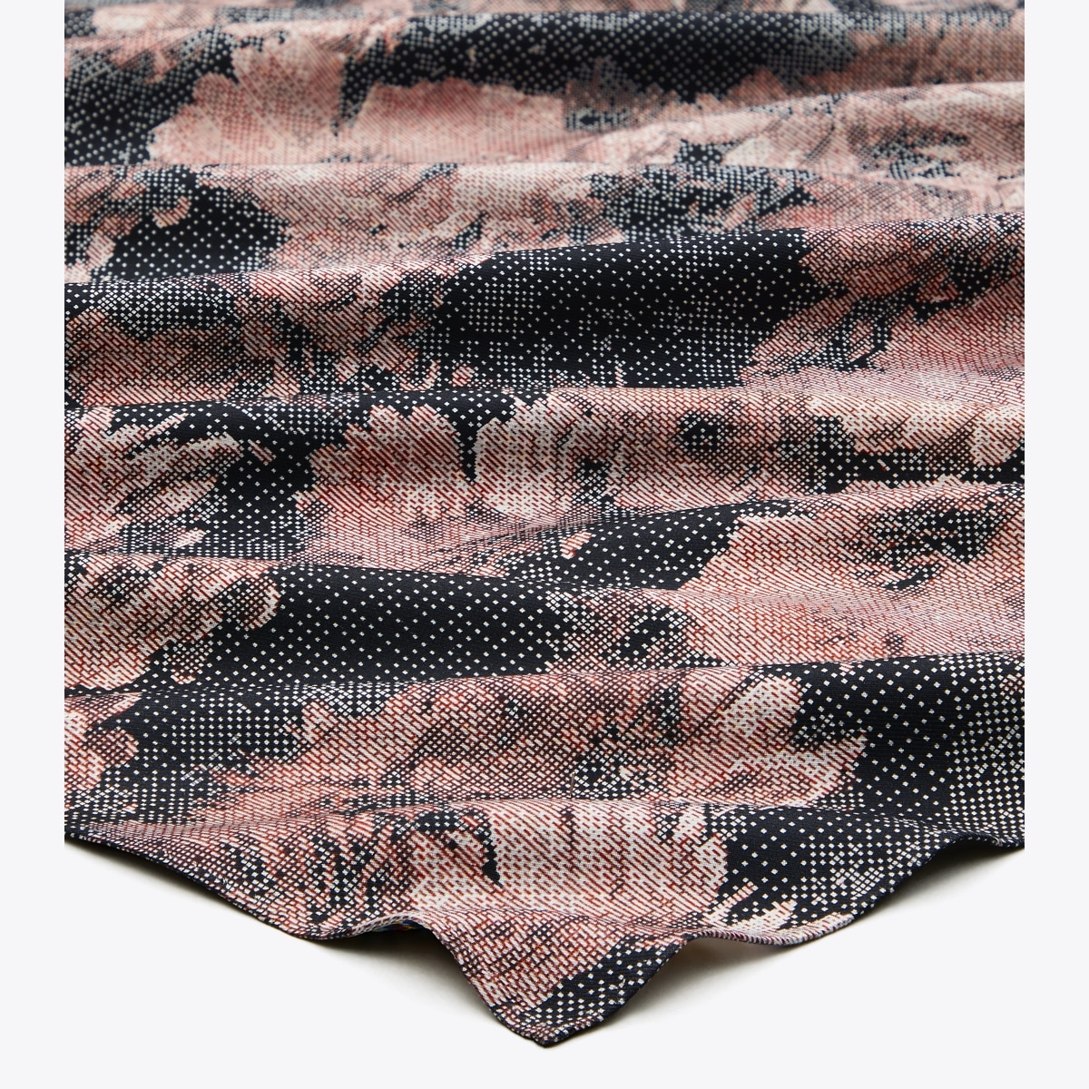 TORY BURCH｜ (WARPED LOGO SILK SQUARED (160515-100)) Warped Logo Silk Square: Women's Designer Scarves | Tory Burch