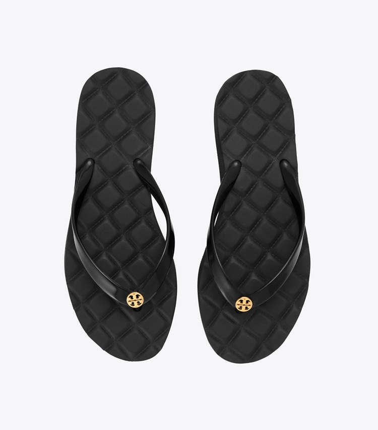 Tory Burch designer サンダル キルト ビーチサンダル in PERFECT BLACK / PERFECT BLACK オーバーヘッド