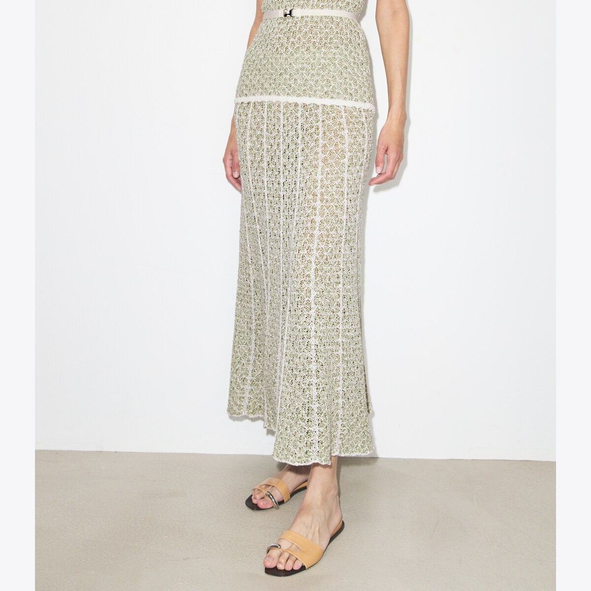 PLEATED KNIT SKIRT - thumbnail 4