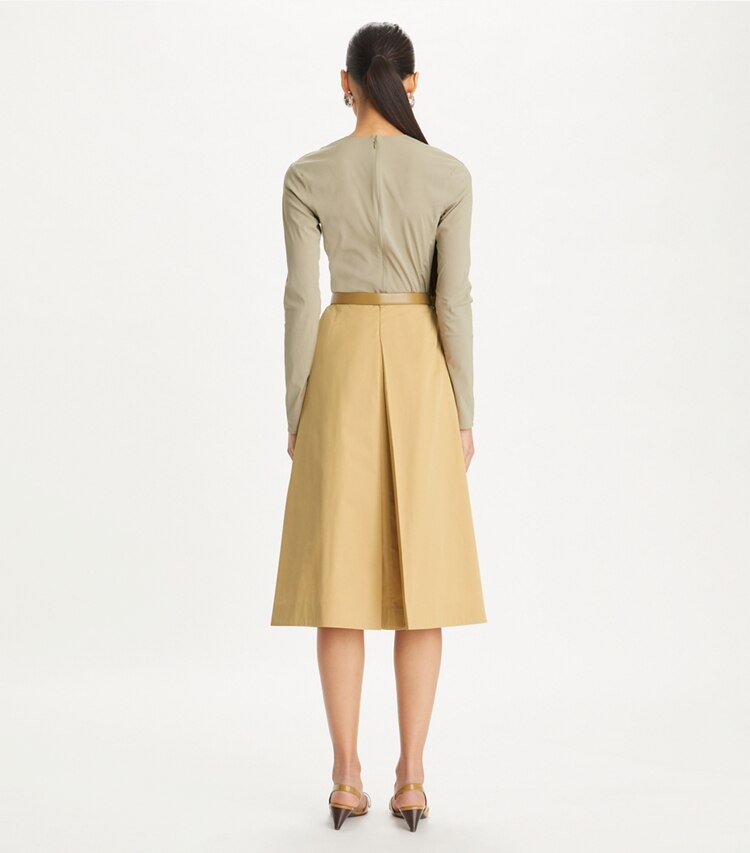 Tory Burch designer bottoms Pleated Poplin Skirt in Summer Sand on model back