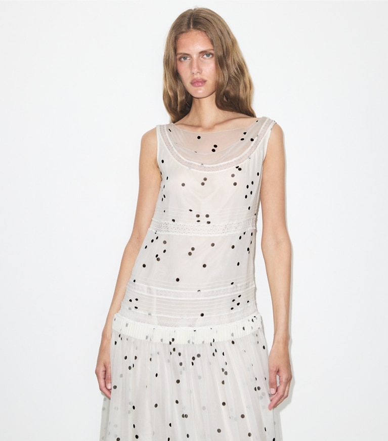 Tory Burch designer dresses Pleated Silk Lace Dress in Black Dots on model detail