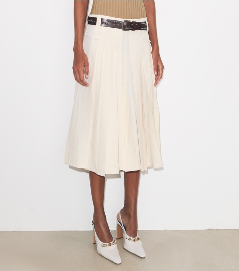Tory Burch designer bottoms Pleated Skirt in Cream on model detail