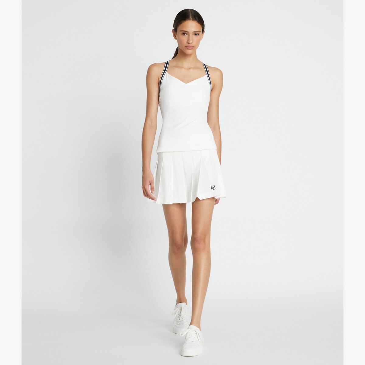 pleated-tennis-skirt-on-model-