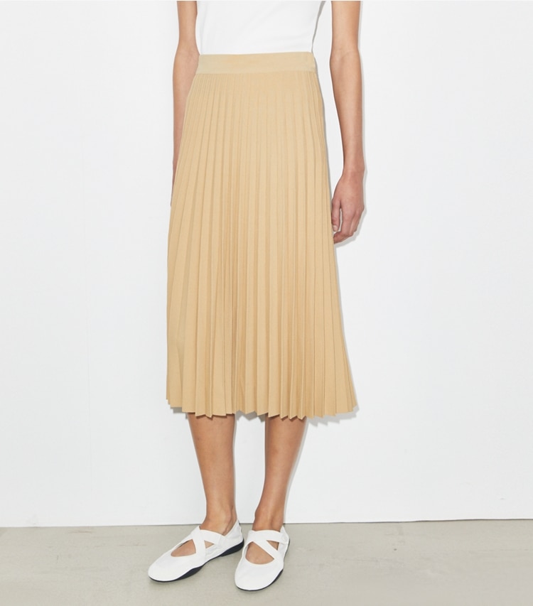 Tory Burch designer bottoms Pleated Viscose Skirt in Beige on model detail