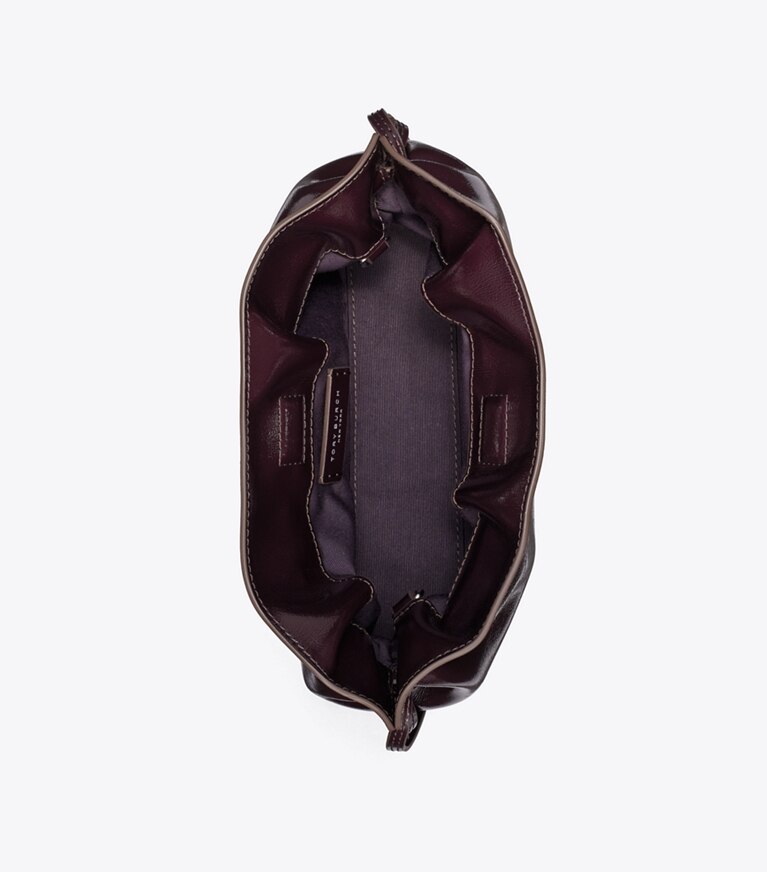 Tory Burch designer sacs à bandoulière Pochette Ella à cordon de serrage effet vieilli in Mulberry dessus