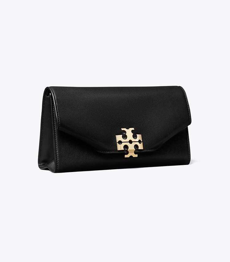Tory Burch designer pochettes Pochette enveloppe Charlie dans Black angle