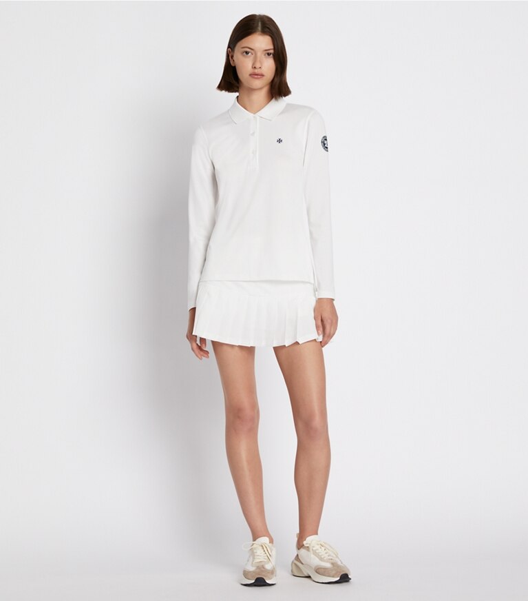 Tory Sport designer hauts Polo à manches longues dans Snow White sur modèle, de face