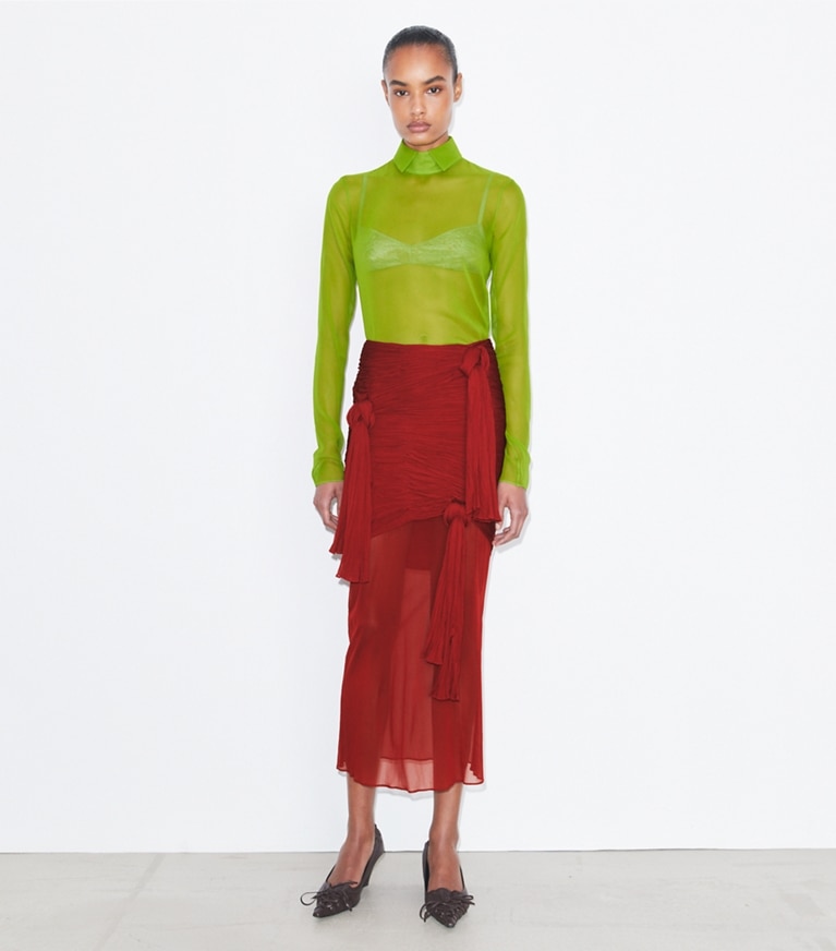 Tory Burch designer hauts Polo en soie à col roulé in Leaf Green front